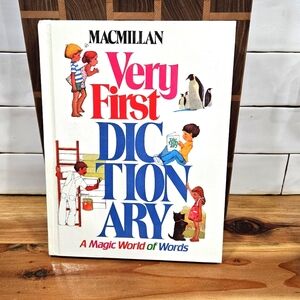 Macmillan Very First Dictionary  - A Magic World of Words